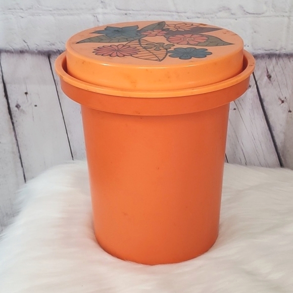 Vintage 70s Rubbermaid Plastic Groovy Flower Floral Cottagecore Orange Canister - Picture 4 of 14